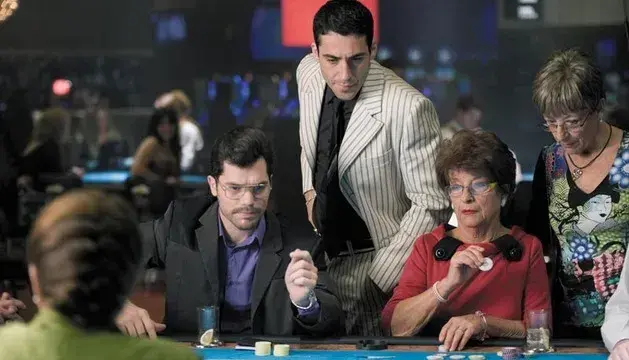 Películas españolas sobre juego que vale la pena ver