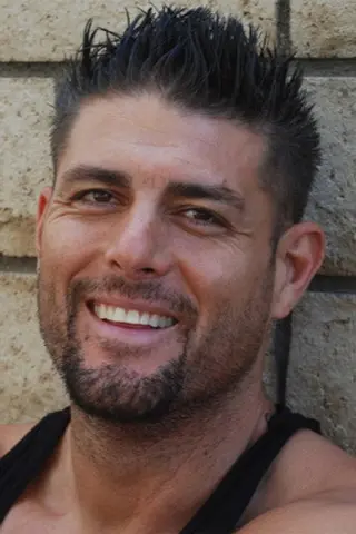 Peliculas de Aaron Aguilera