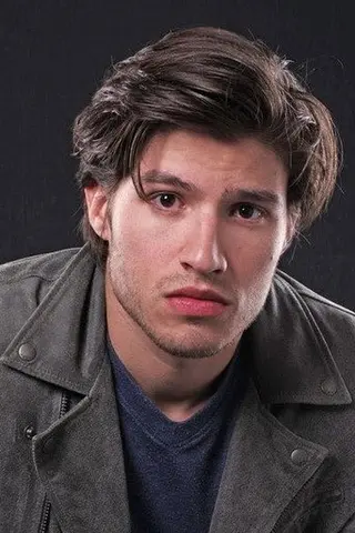 Peliculas de Cameron Cuffe