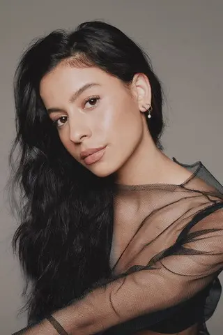 Peliculas de Izabella Alvarez