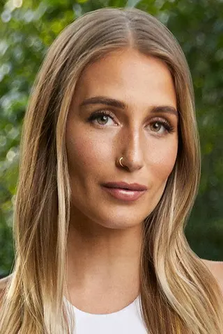 Peliculas de Amanda Batula