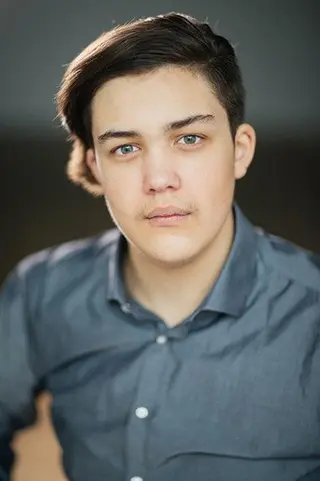 Peliculas de Ethan Rodrigues