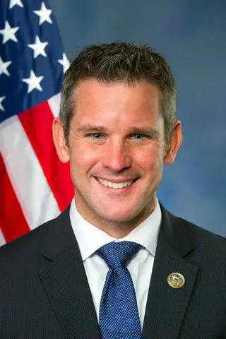 Peliculas de Adam Kinzinger