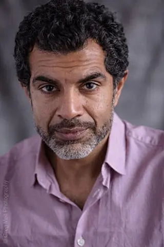 Peliculas de Ezra Faroque Khan