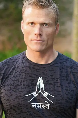 Peliculas de Stephen Bradley Jones