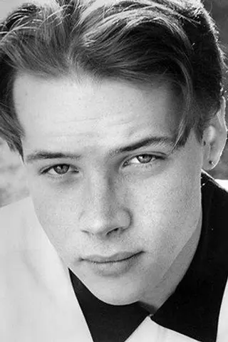 Peliculas de Shawn Phelan