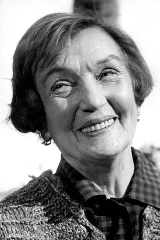 Marie Rosůlková - Altura • Físico