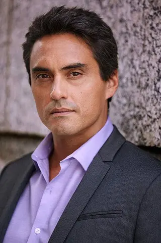Peliculas de Darrell Dennis