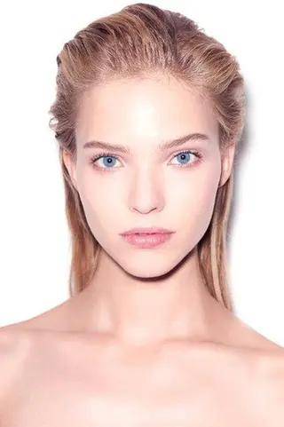 Peliculas de Sasha Luss