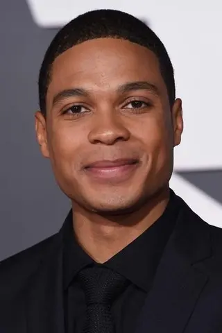Peliculas de Ray Fisher