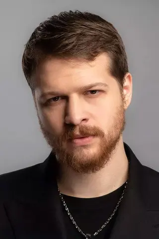 Burak Yörük - Altura • Físico