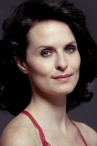 Peliculas de Leanne Best