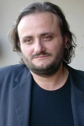 Peliculas de Roberto Andreucci