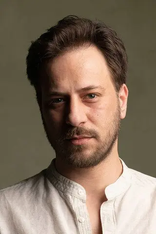 Peliculas de Kaan Taşaner