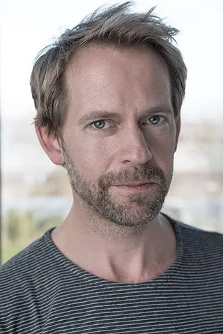 Peliculas de Peter Bramhill