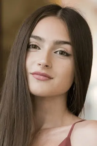 Peliculas de Mia Giraud