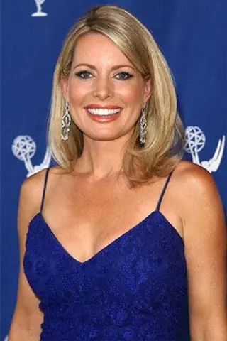 Peliculas de Debbie James