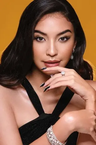 Peliculas de Manohara Odelia