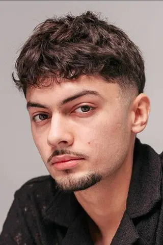 Peliculas de Firuz Ali Nazar