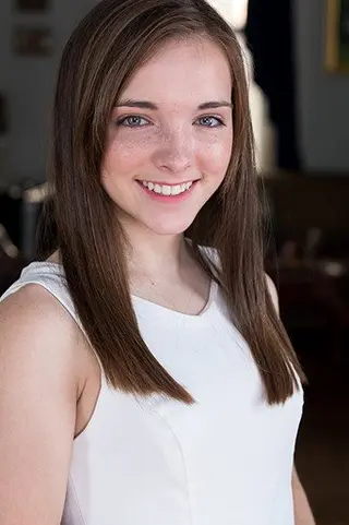 Peliculas de Caroline Heffernan