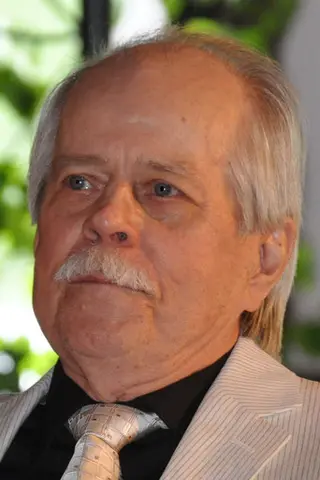 Peliculas de Simo Salminen