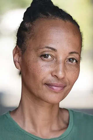 Corinne Delacour - Córka • Potomstwo