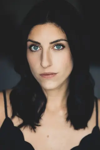 Peliculas de Cara Marie Chooljian