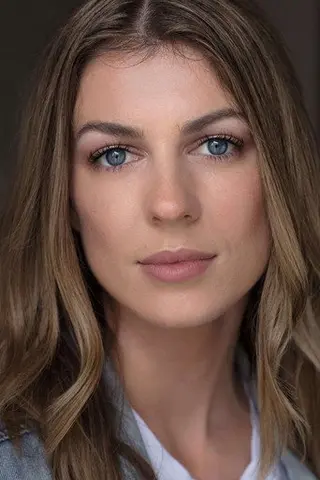 Lucy Lovegrove - Córka • Potomstwo