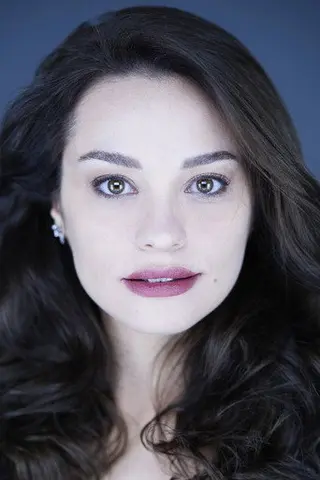 Peliculas de Özge Sezince Varley