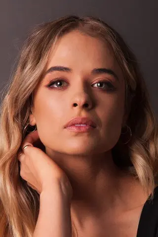 Peliculas de Raechelle Banno