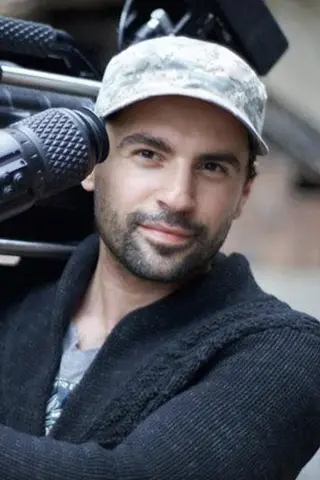 Peliculas de Sam Logan Khaleghi