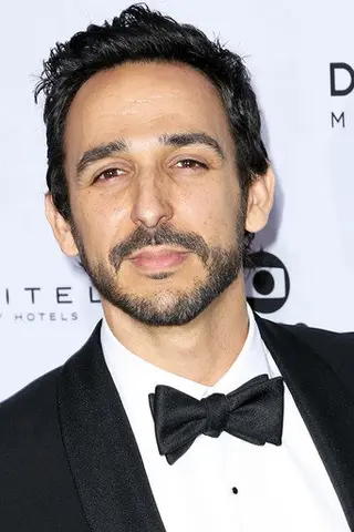 Peliculas de Amir Arison