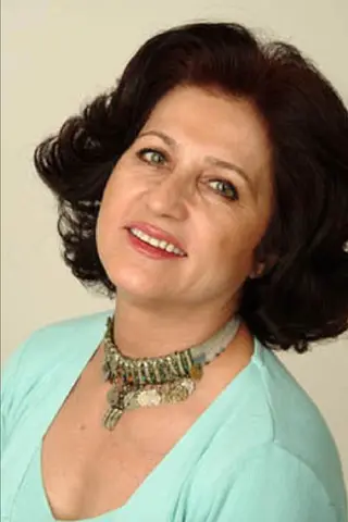 Betül Arım - Córka • Potomstwo
