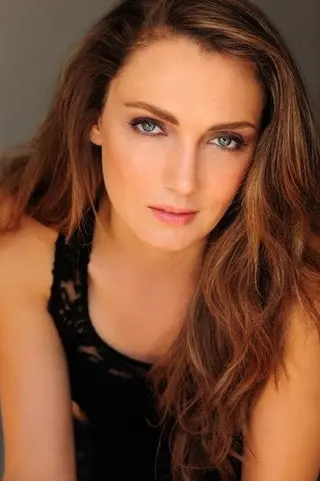 Peliculas de Hannah Levien