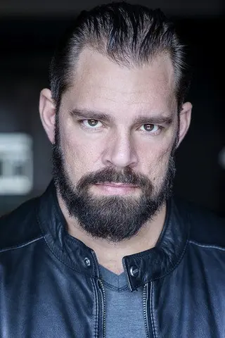 Peliculas de Derek Russo