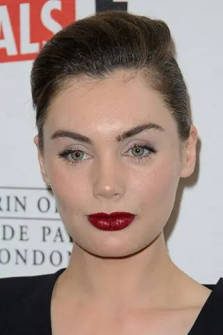 Peliculas de Poppy Corby-Tuech