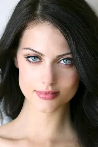 Peliculas de Julia Voth