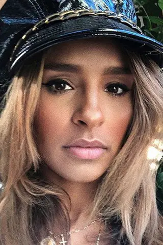 Peliculas de Melody Thornton