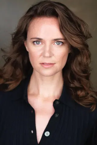Peliculas de Clare Louise Frost