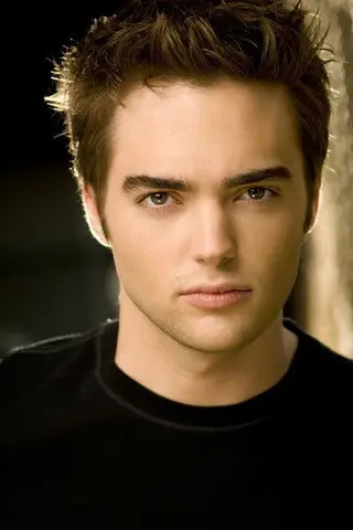 Peliculas de Drew Tyler Bell