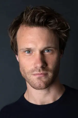 Peliculas de Hugh Skinner