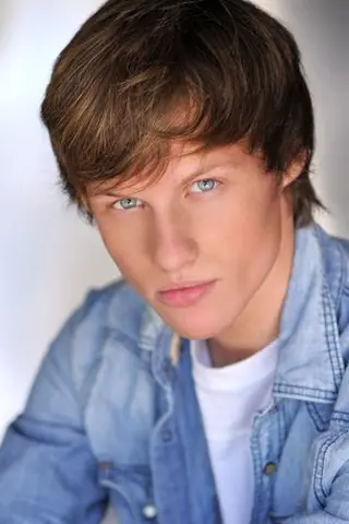 Peliculas de Connor Weil