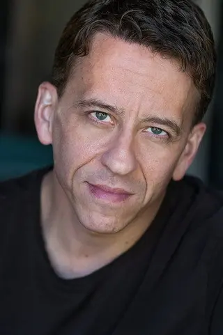 Peliculas de Tyler Cravens