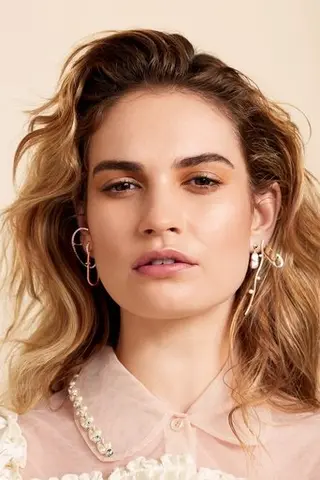 Peliculas de Lily James