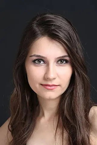 Peliculas de Esra İşgüzar