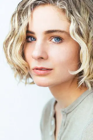 Peliculas de Lizzy DeClement