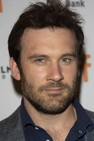 Peliculas de Clive Standen