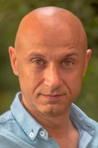 Peliculas de Suat Güzey