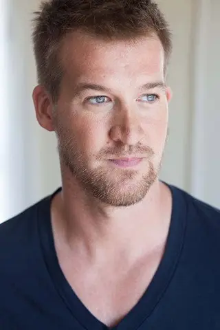 Peliculas de Kenneth Mitchell