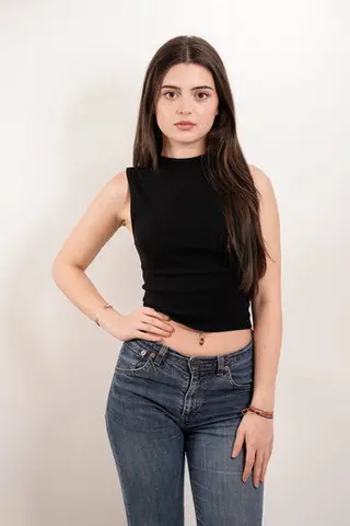 Peliculas de Adriana Hormigos